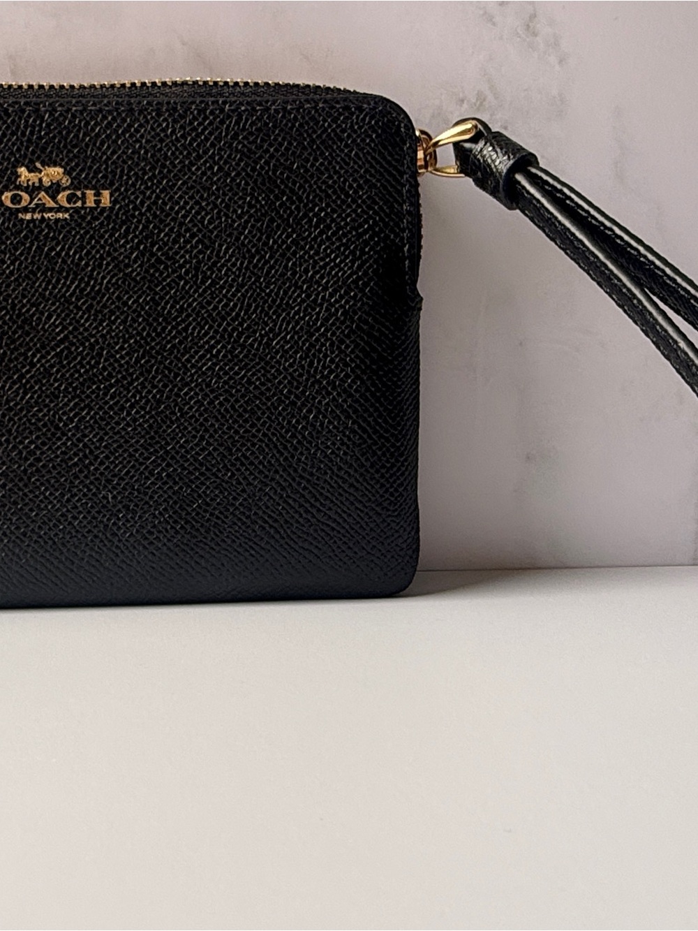 Coach Black Crossgrain Leather Zip Wristlet Wallet Gold Hardware